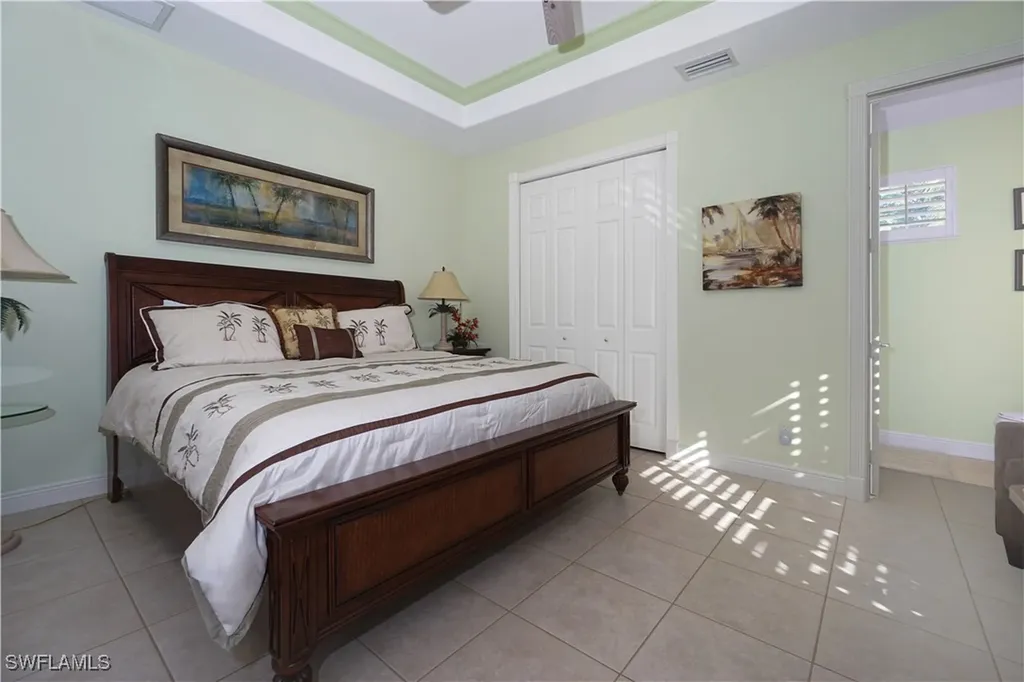 5065 Kensington High Street Naples FL 34105