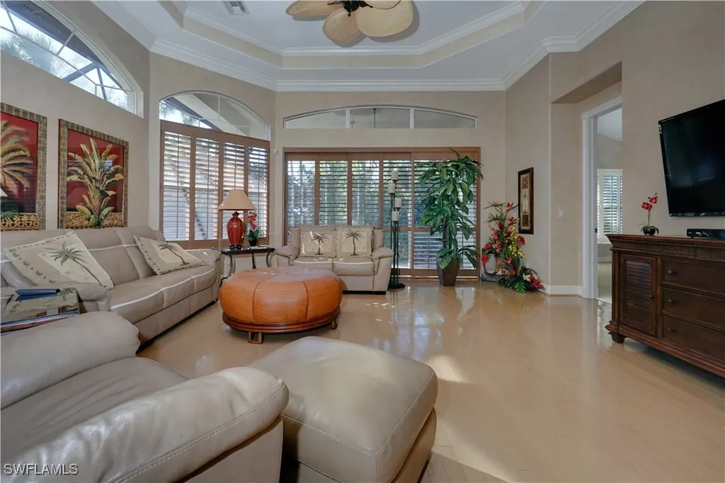 5065 Kensington High Street Naples FL 34105