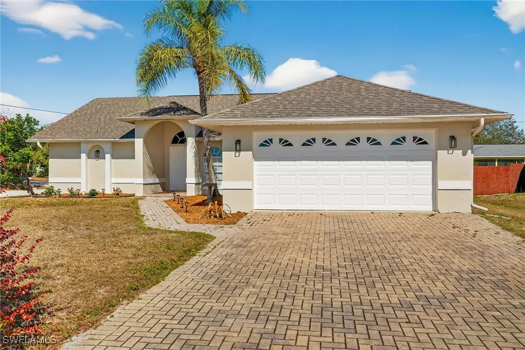 9083 Cypress Drive N Fort Myers FL 33967