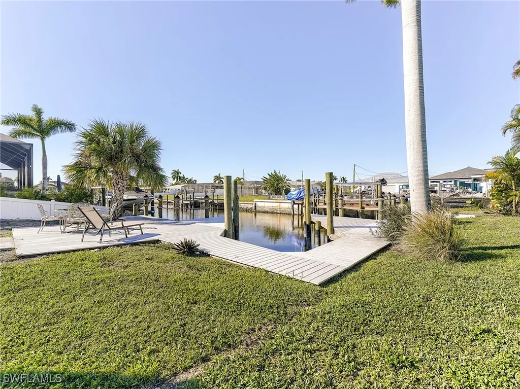 5302 Cortez Court Cape Coral FL 33904