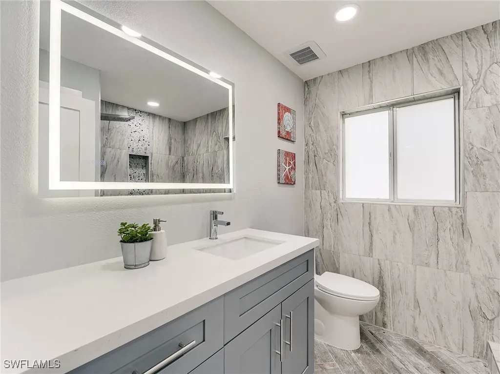 5302 Cortez Court Cape Coral FL 33904