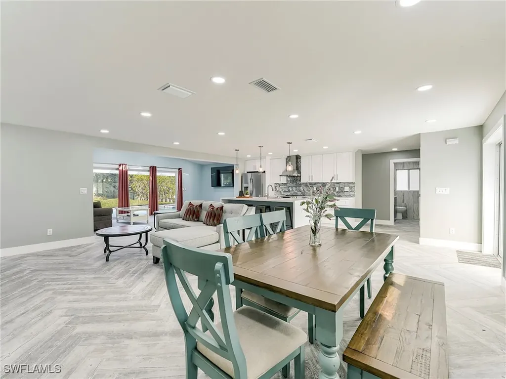 5302 Cortez Court Cape Coral FL 33904