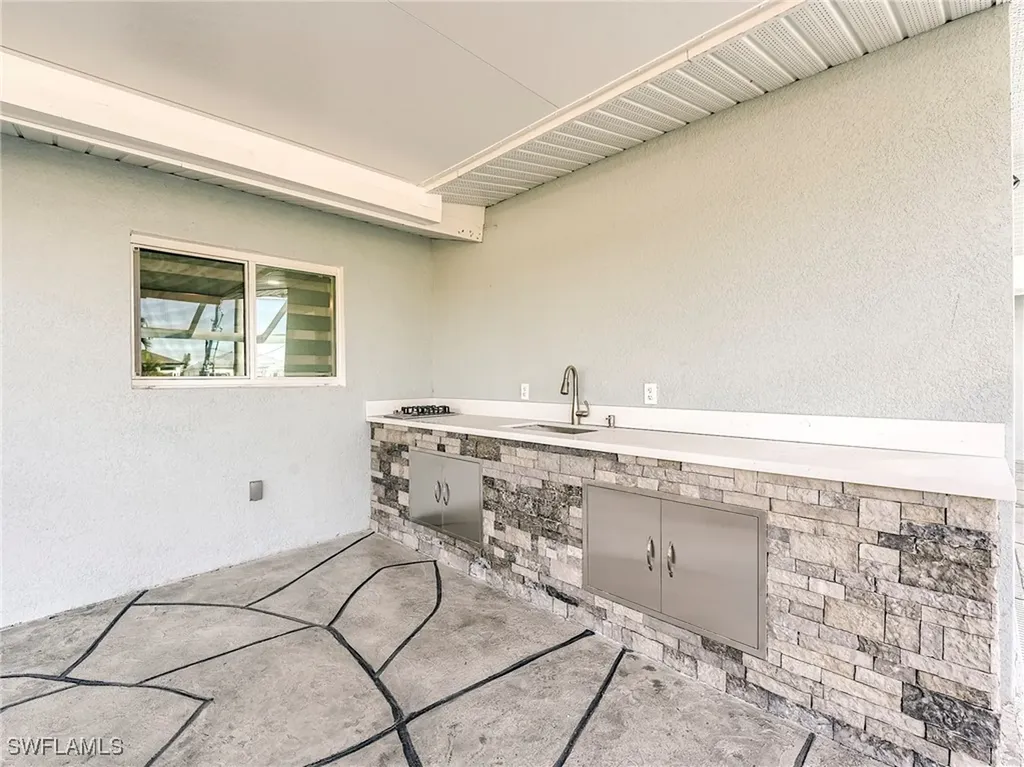 5302 Cortez Court Cape Coral FL 33904