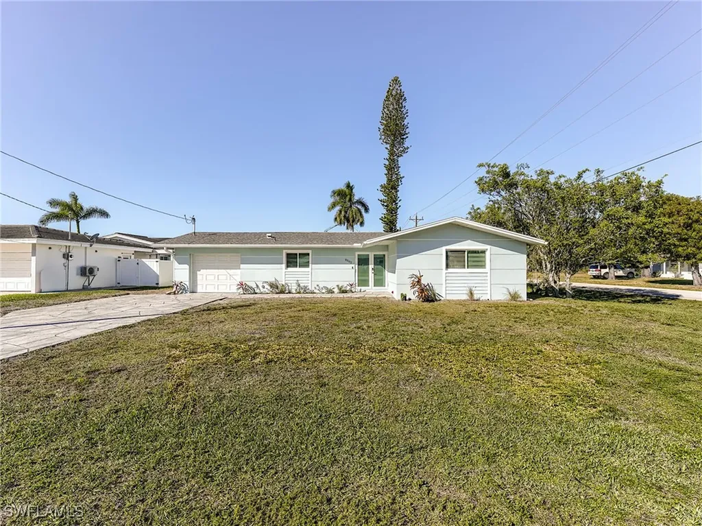 5302 Cortez Court Cape Coral FL 33904