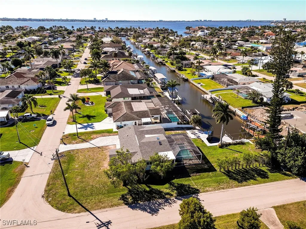 5302 Cortez Court Cape Coral FL 33904