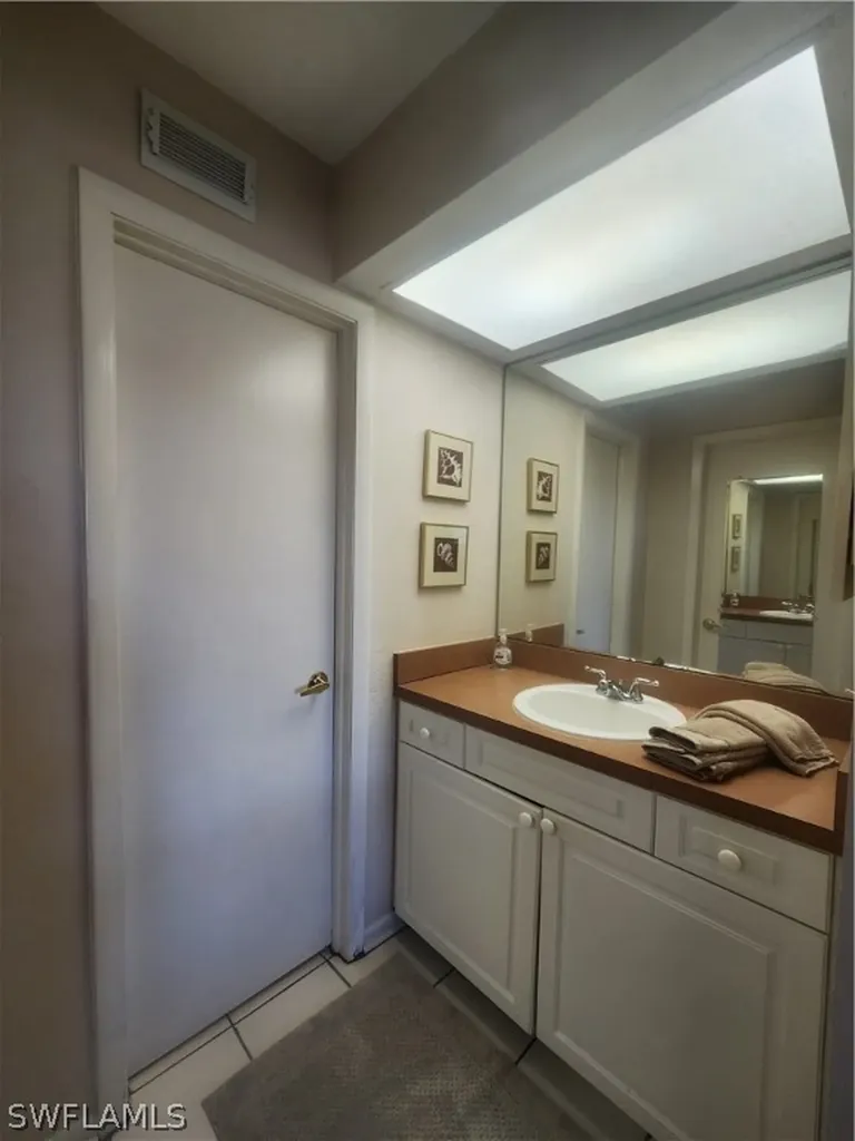 4069 Northlight Drive Naples FL 34112