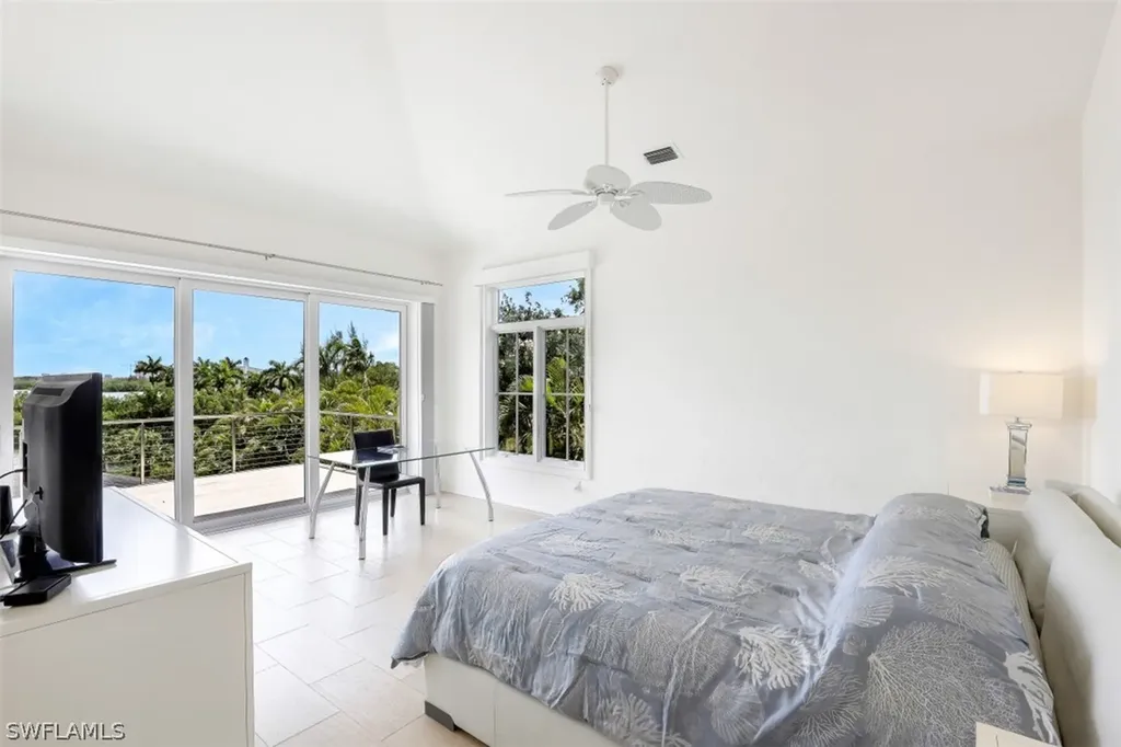 68 Southport Cove Bonita Springs FL 34134