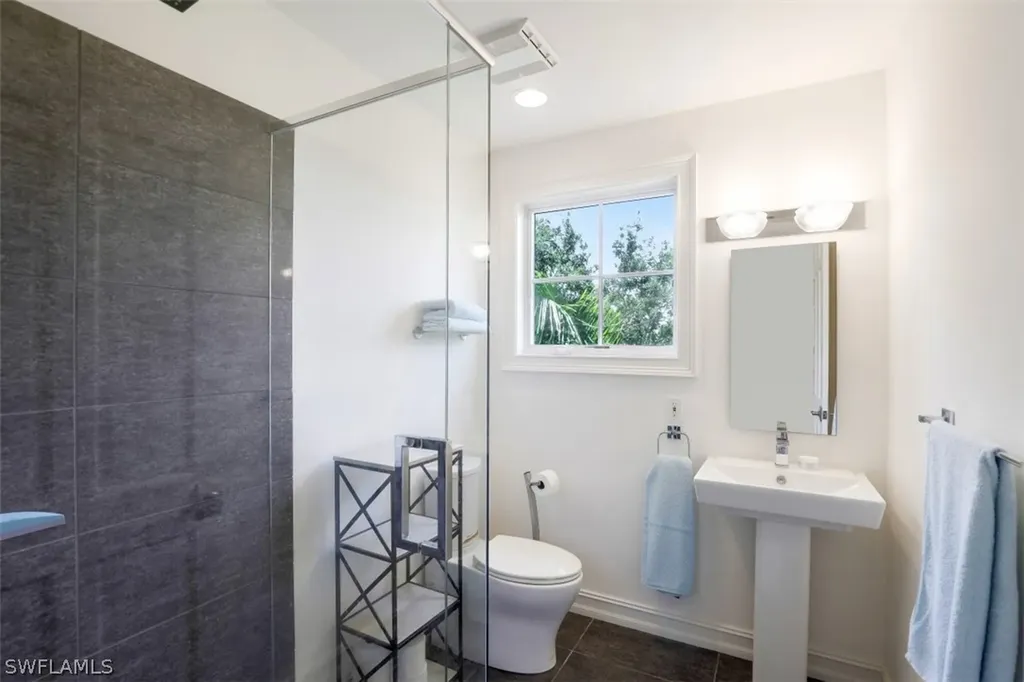 68 Southport Cove Bonita Springs FL 34134