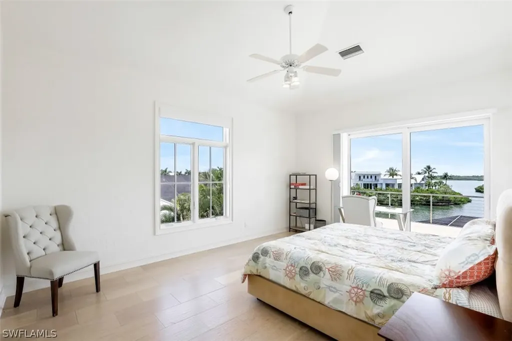 68 Southport Cove Bonita Springs FL 34134