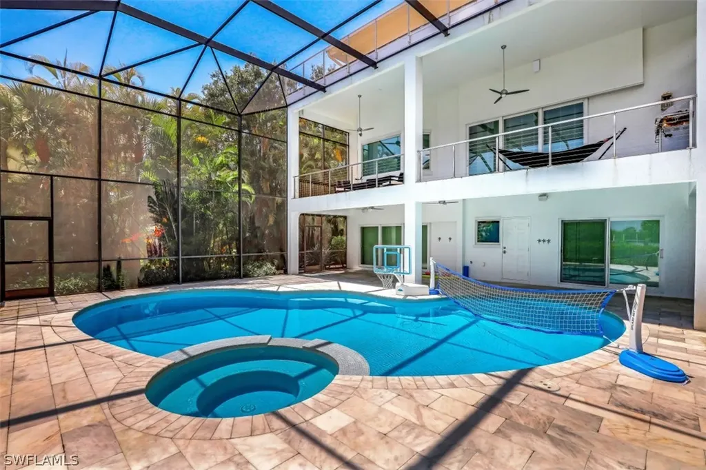 68 Southport Cove Bonita Springs FL 34134