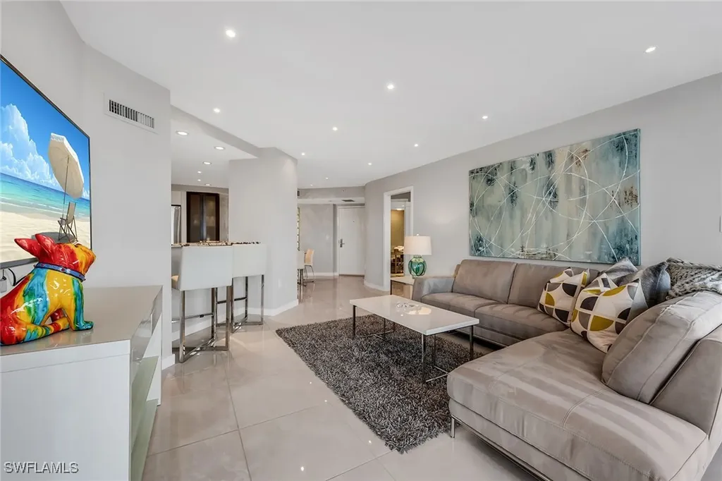 4751 Gulf Shore Boulevard N Naples FL 34103