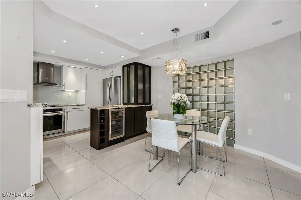 4751 Gulf Shore Boulevard N Naples FL 34103