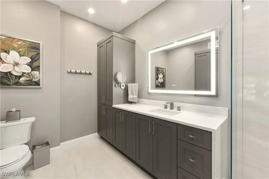 6185 Reserve Circle Naples FL 34119