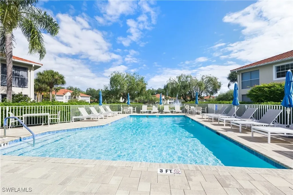 6185 Reserve Circle Naples FL 34119
