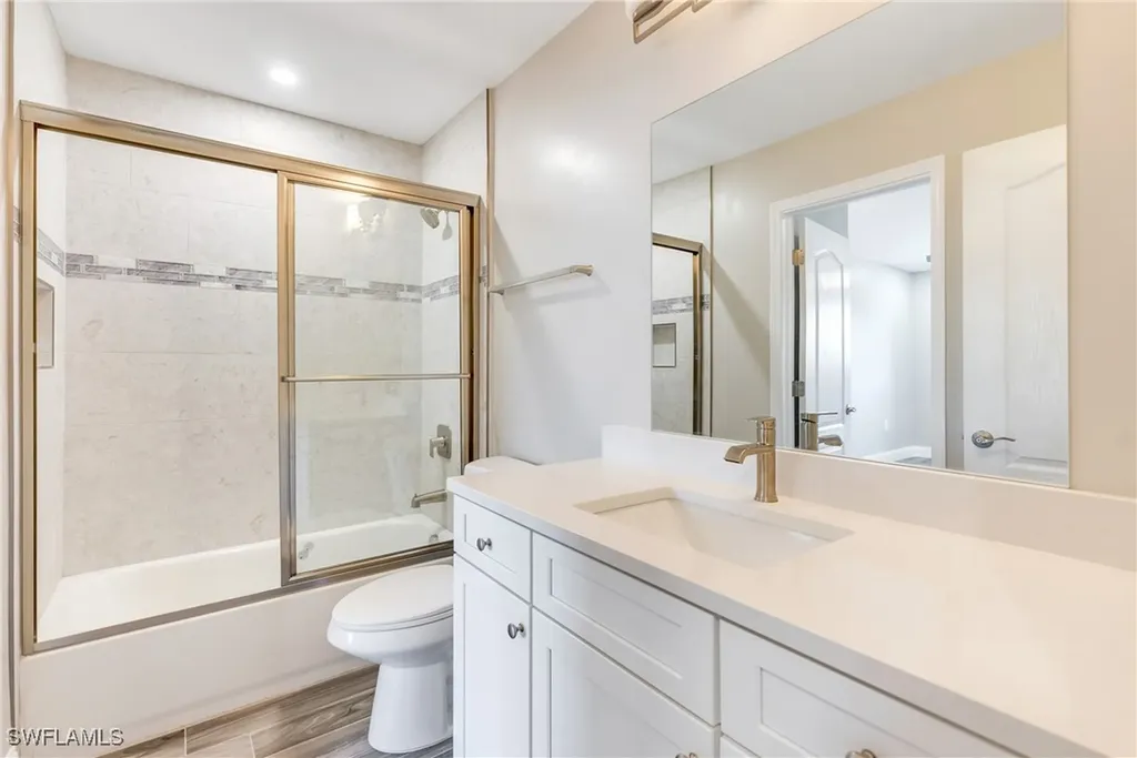 827 E Gulf Drive Sanibel FL 33957