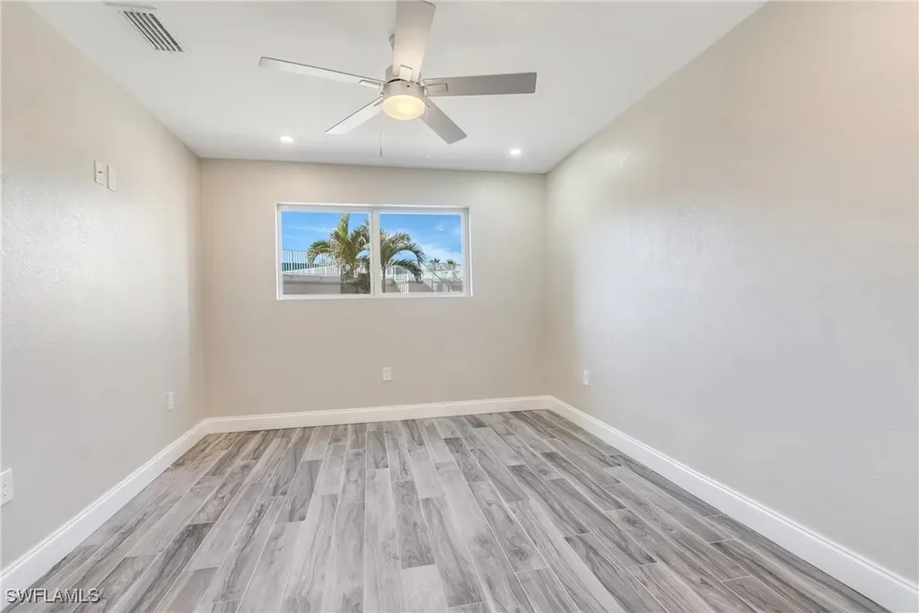 827 E Gulf Drive Sanibel FL 33957