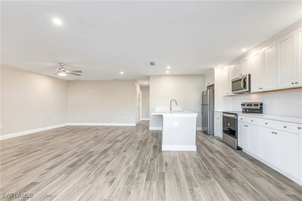 827 E Gulf Drive Sanibel FL 33957