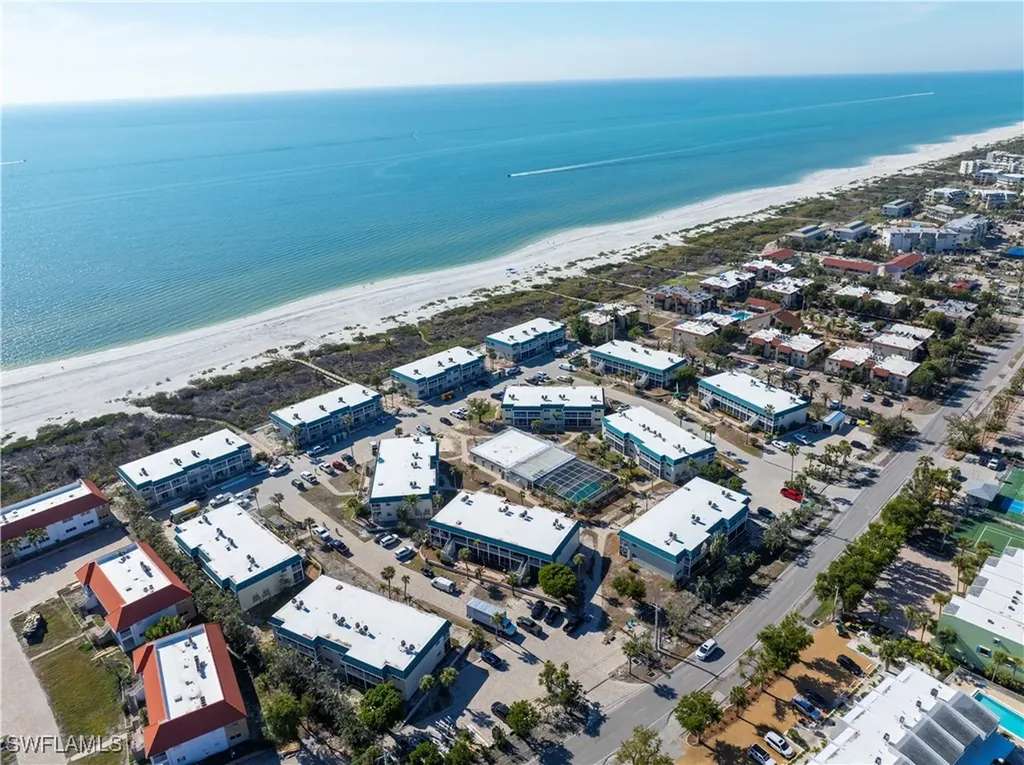 827 E Gulf Drive Sanibel FL 33957