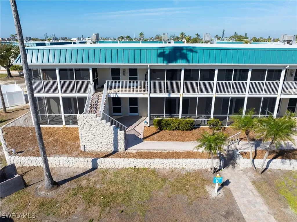 827 E Gulf Drive Sanibel FL 33957