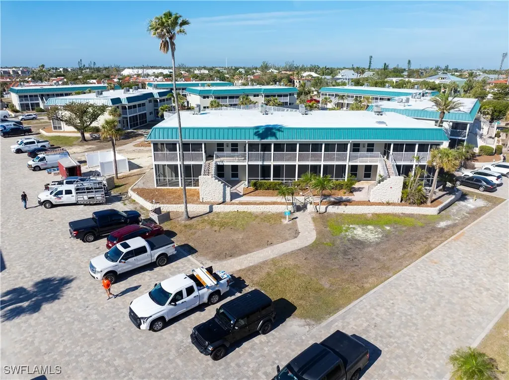 827 E Gulf Drive Sanibel FL 33957