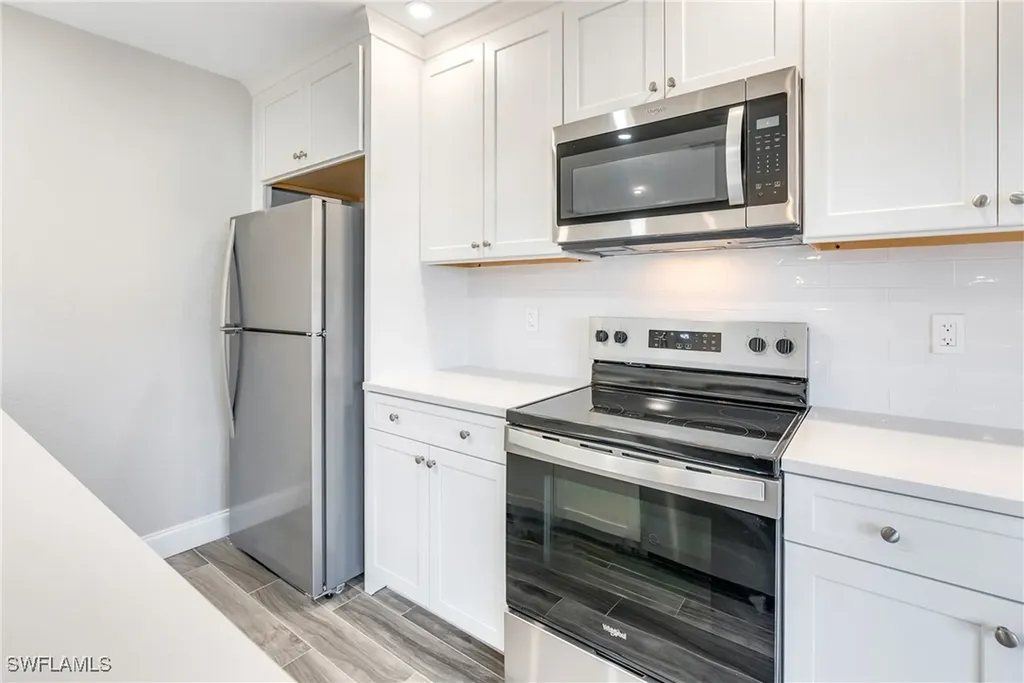 827 E Gulf Drive Sanibel FL 33957