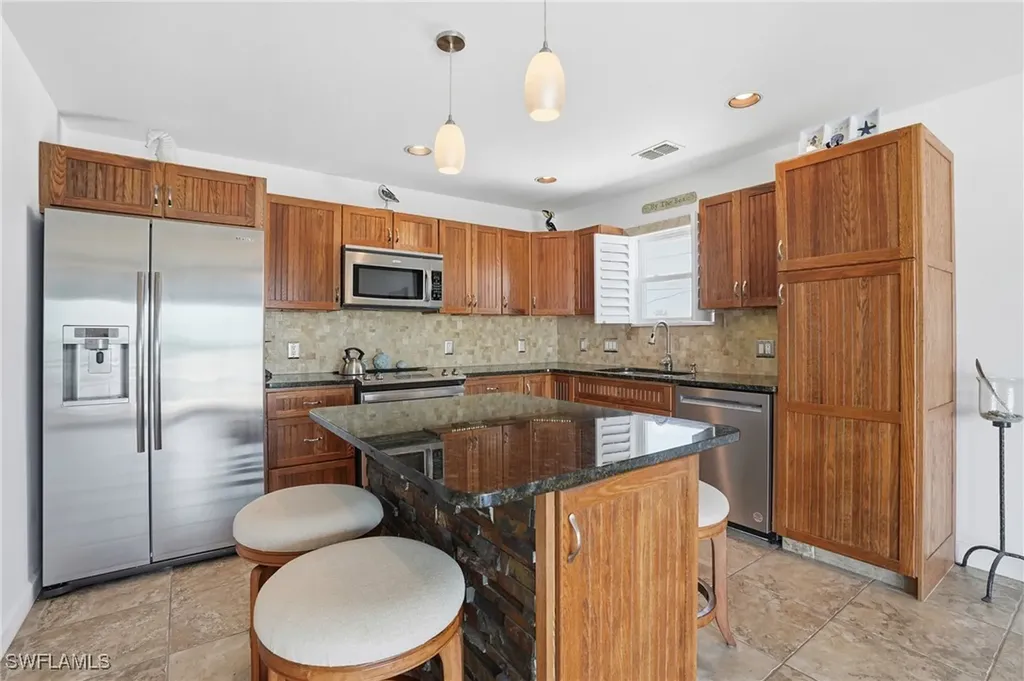 850 Oak Street Fort Myers Beach FL 33931