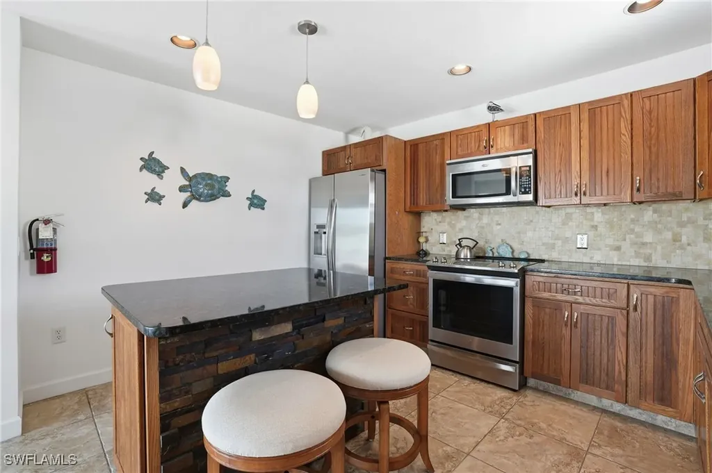 850 Oak Street Fort Myers Beach FL 33931