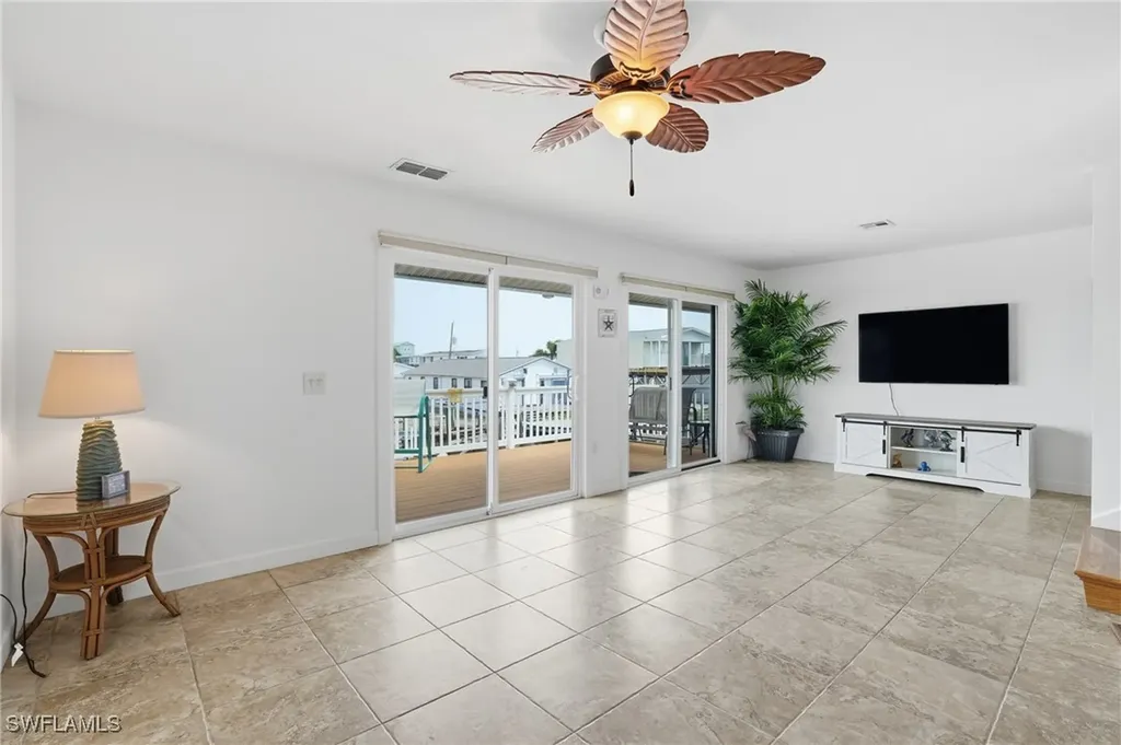 850 Oak Street Fort Myers Beach FL 33931