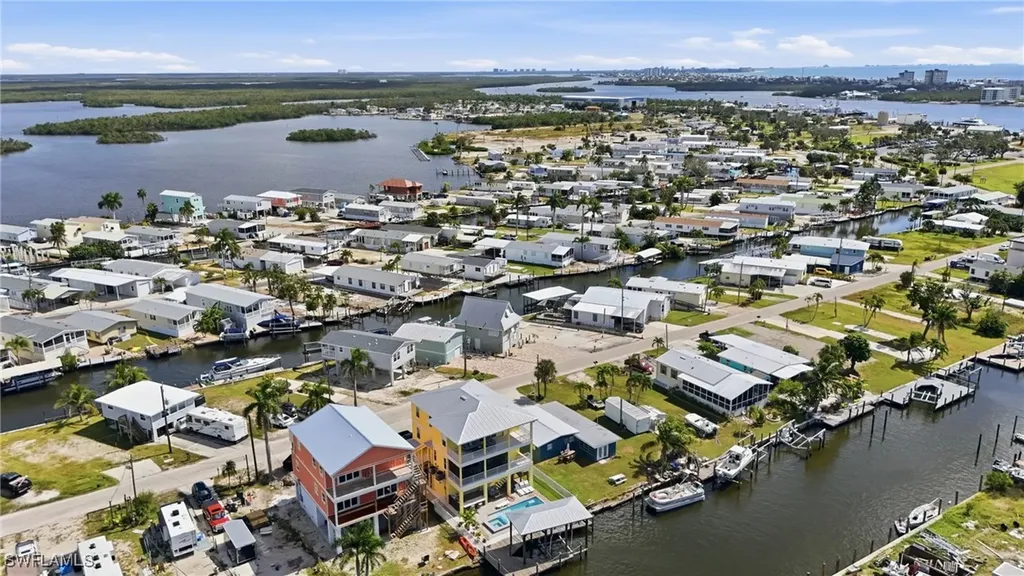 850 Oak Street Fort Myers Beach FL 33931