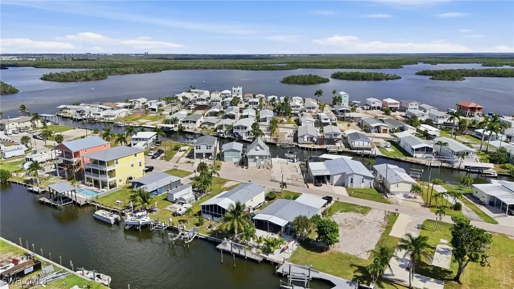 850 Oak Street Fort Myers Beach FL 33931