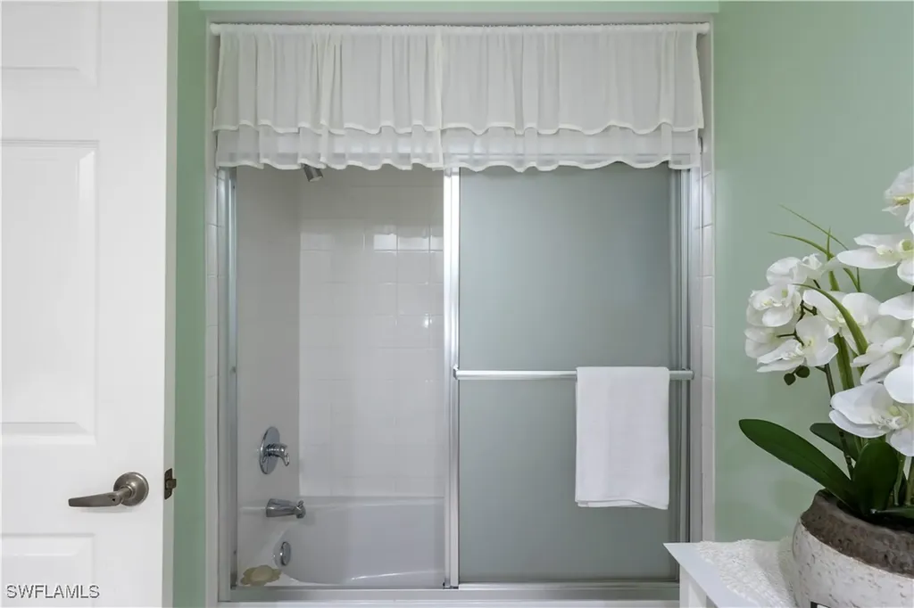 2655 Magnolia Park Lane Naples FL 34109