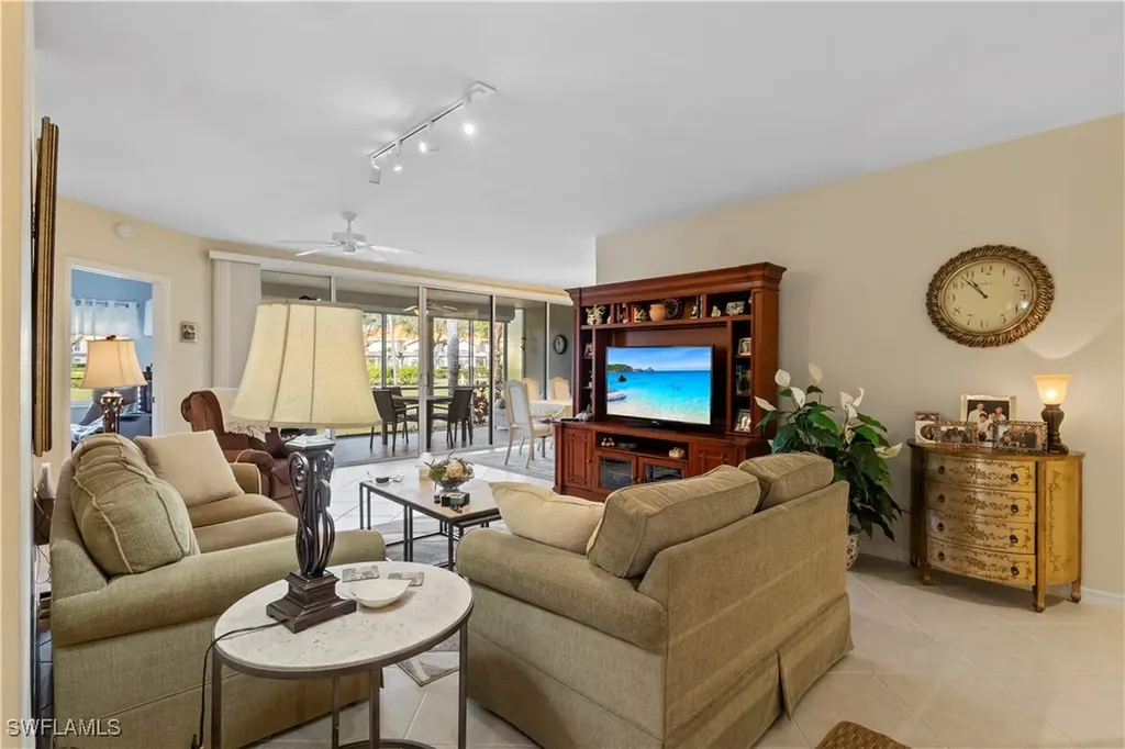 2655 Magnolia Park Lane Naples FL 34109