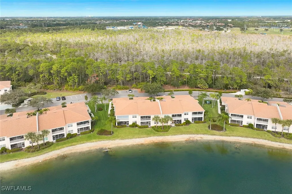 6265 Wilshire Pines Circle Naples FL 34109