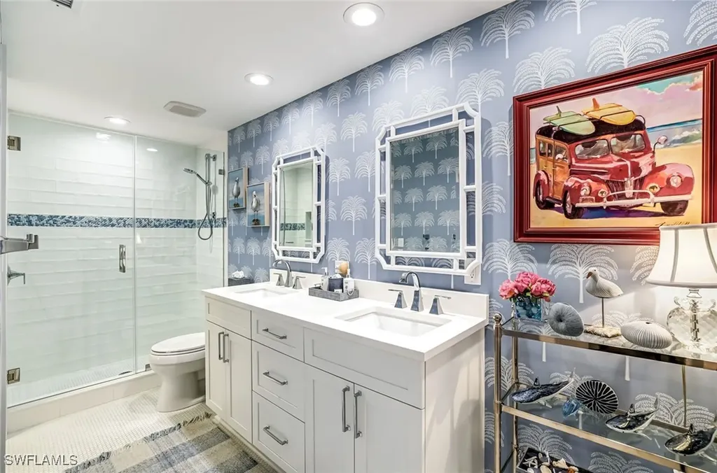 5801 Glencove Drive Naples FL 34108