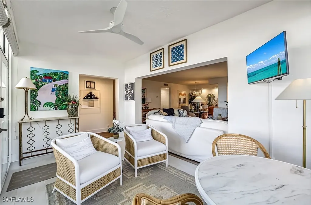 5801 Glencove Drive Naples FL 34108