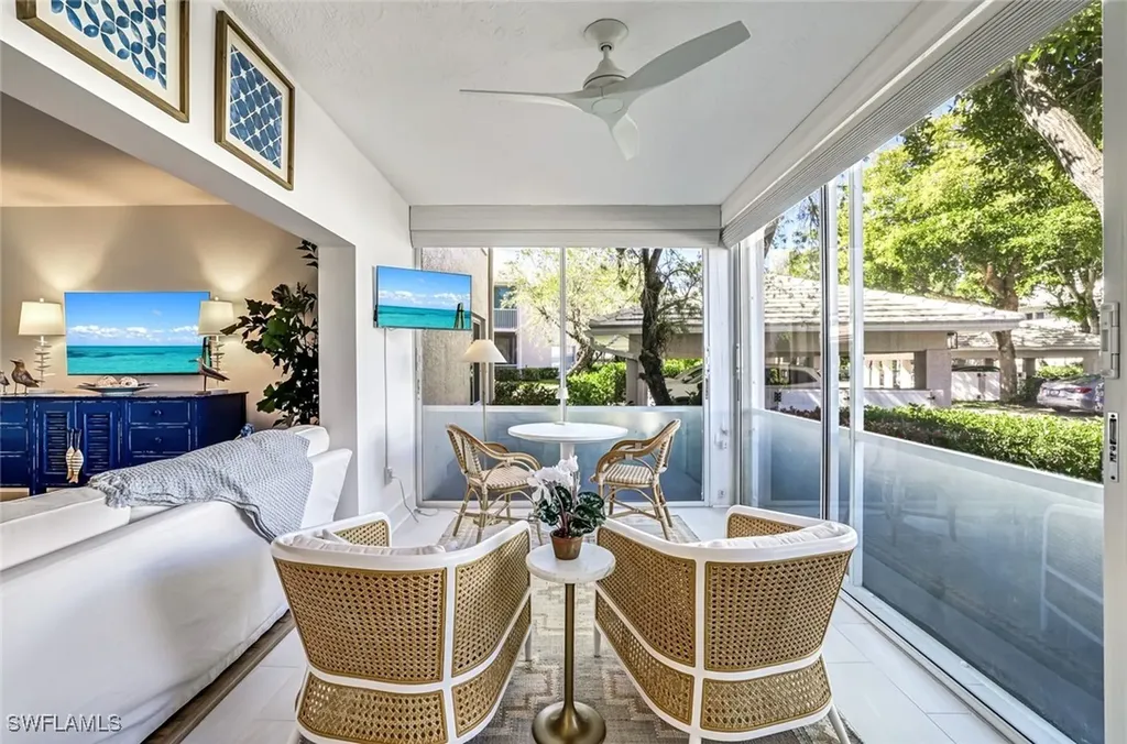 5801 Glencove Drive Naples FL 34108