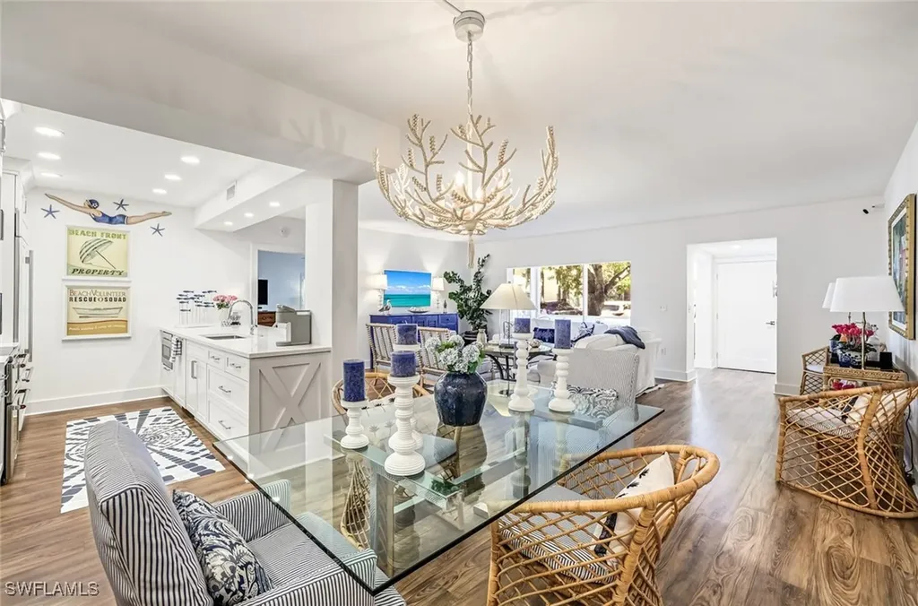 5801 Glencove Drive Naples FL 34108