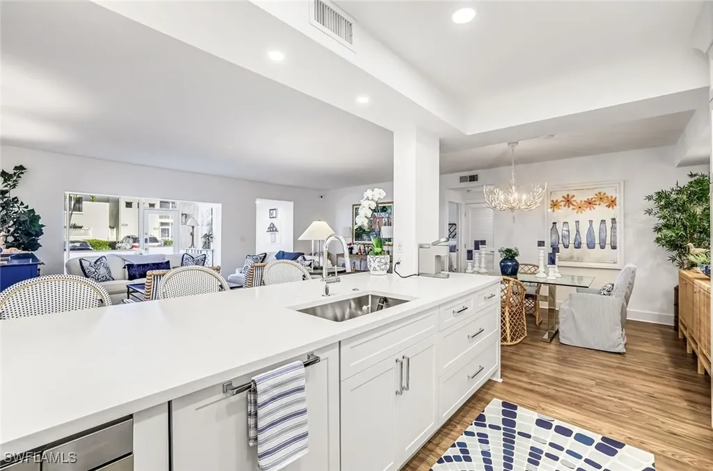 5801 Glencove Drive Naples FL 34108