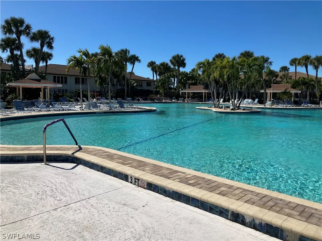 4180 Looking Glass Lane Naples FL 34112