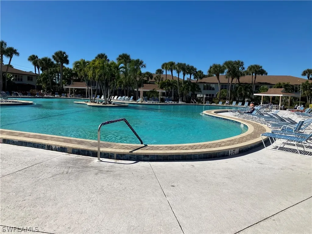 4180 Looking Glass Lane Naples FL 34112
