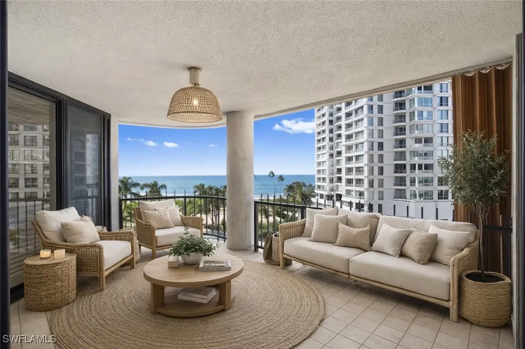 4251 Gulf Shore Boulevard N Naples FL 34103