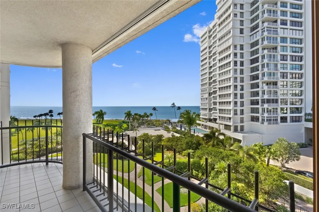 4251 Gulf Shore Boulevard N Naples FL 34103