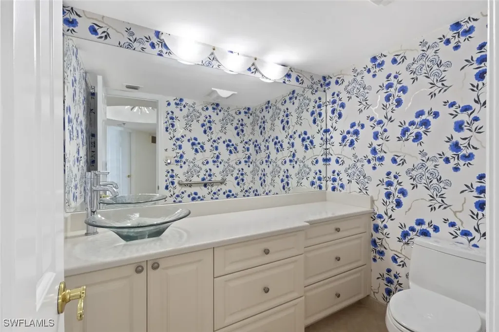 4251 Gulf Shore Boulevard N Naples FL 34103