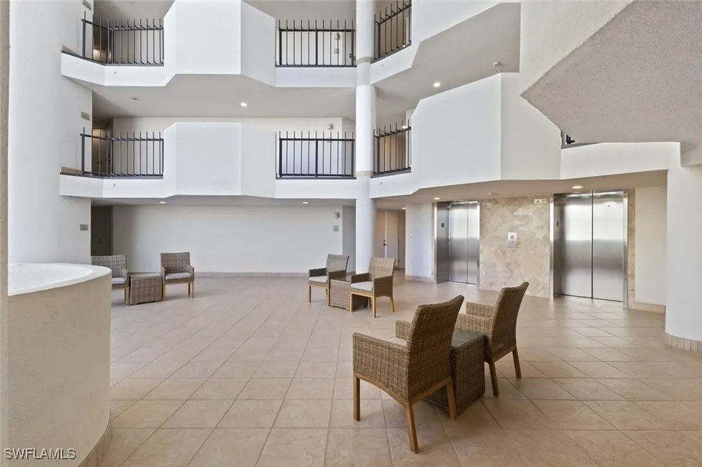 4251 Gulf Shore Boulevard N Naples FL 34103