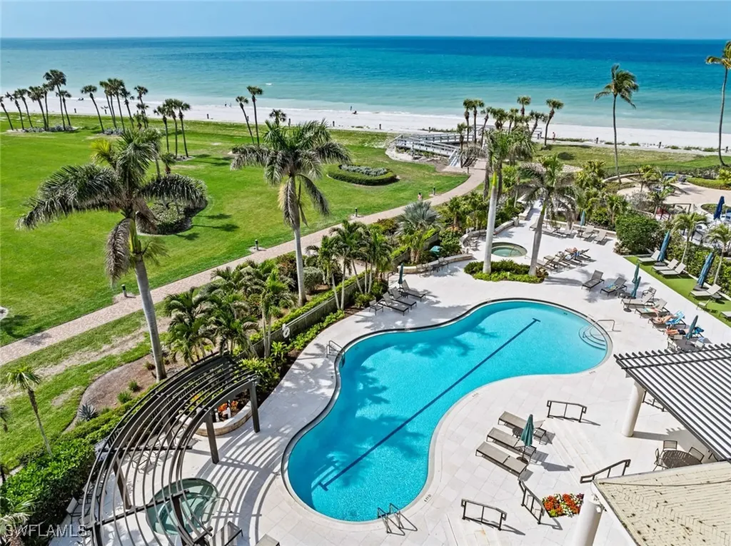 4251 Gulf Shore Boulevard N Naples FL 34103