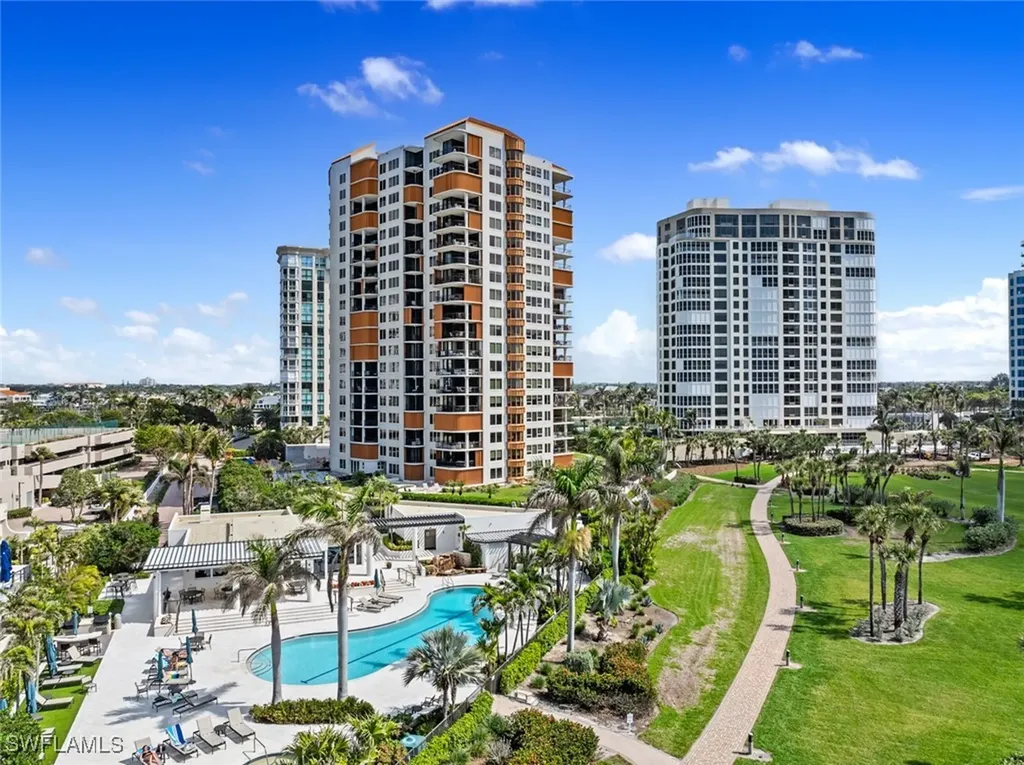 4251 Gulf Shore Boulevard N Naples FL 34103