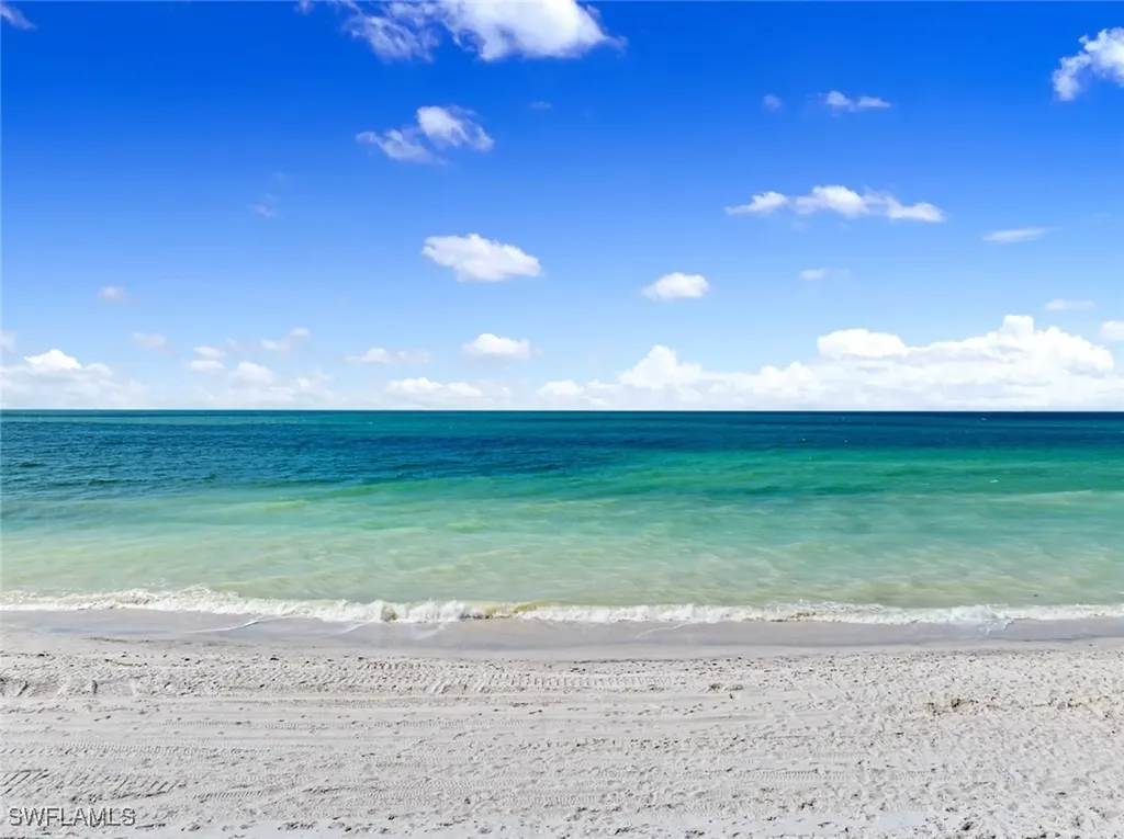 4251 Gulf Shore Boulevard N Naples FL 34103