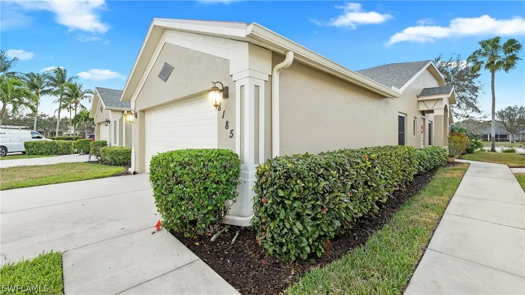 8185 Tauren Court Naples FL 34119