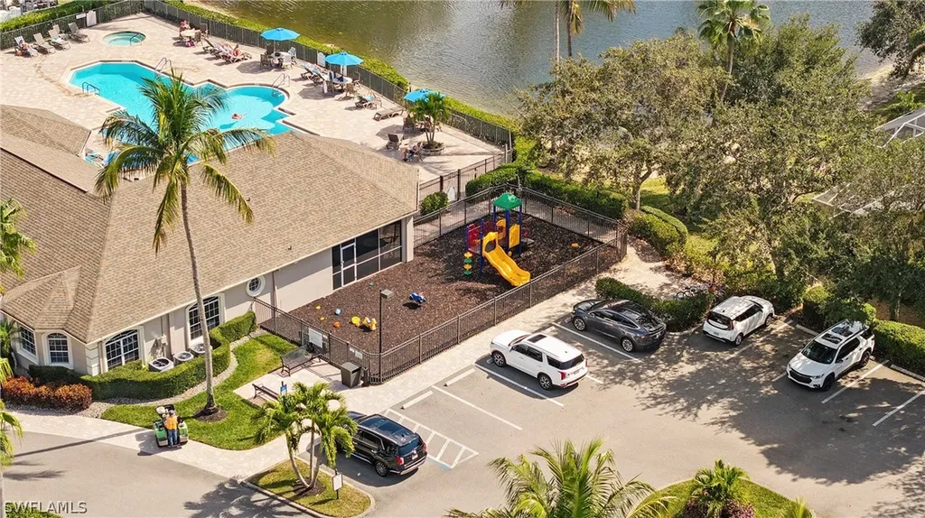 8185 Tauren Court Naples FL 34119