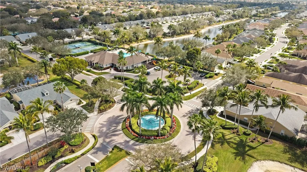 8185 Tauren Court Naples FL 34119